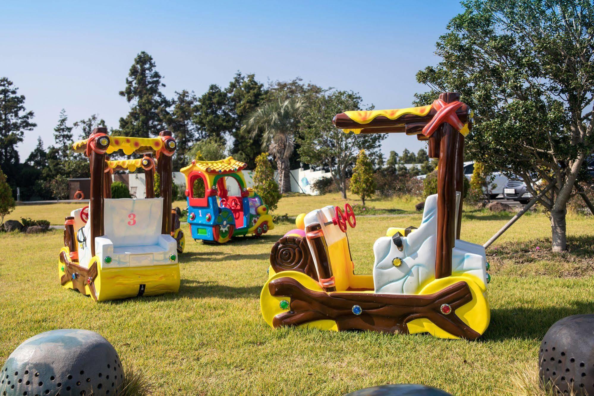 Famille Spa Resort Seogwipo Eksteriør billede